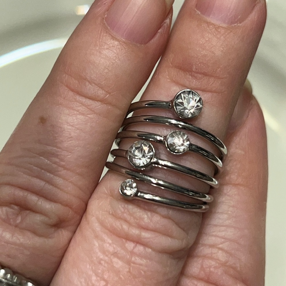 💍3 for 25 💍 Silver Tone Spiral Spring Style Clear Crystal CZ Ring Sz 7